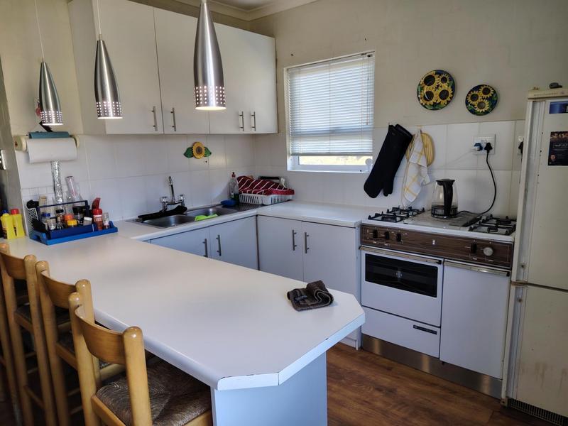 4 Bedroom Property for Sale in Pringle Bay Western Cape